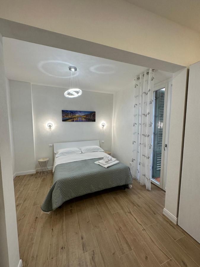 Sofia Florence Apartment Bagian luar foto