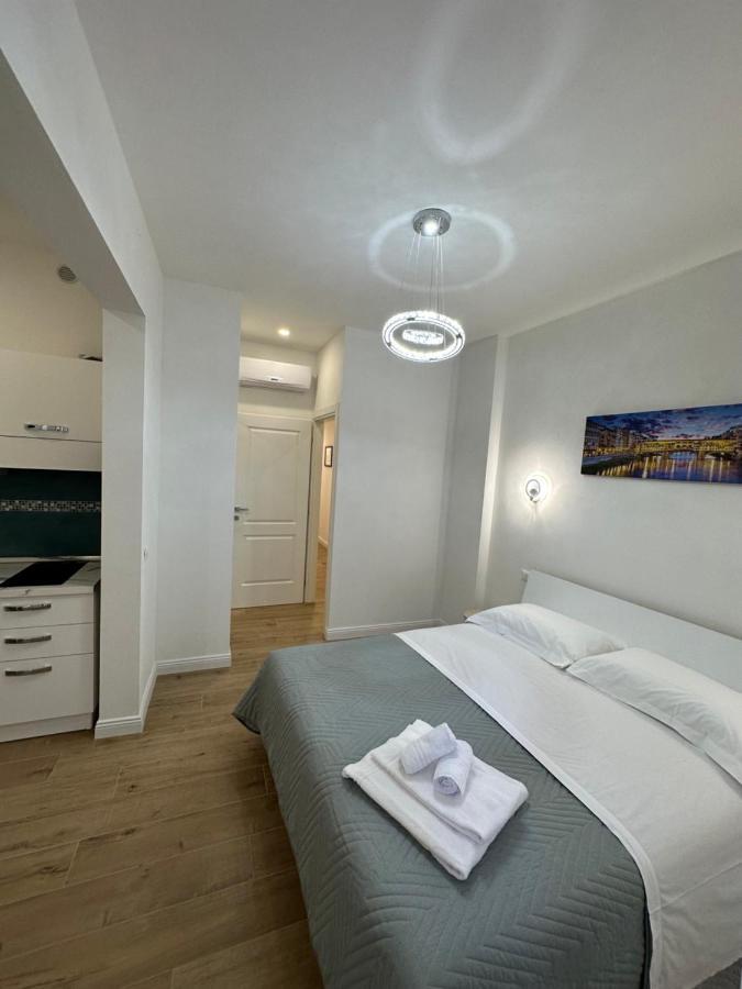 Sofia Florence Apartment Bagian luar foto